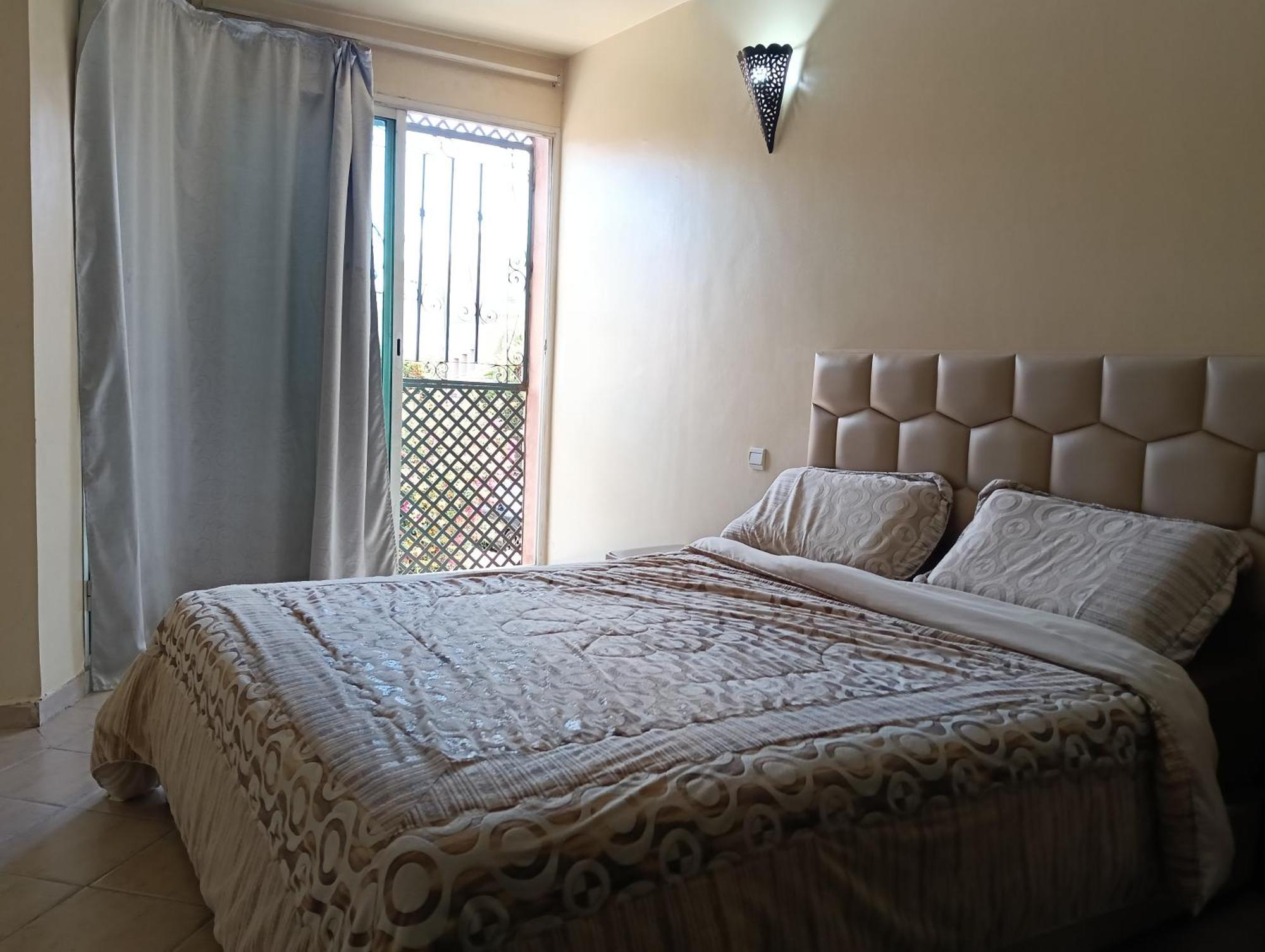 Charmant Appartement Dans Un Quartier Chic Et Calme มาร์ราเกช ภายนอก รูปภาพ